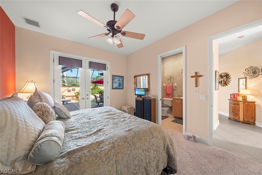 This stunning courtyard pool home at 15431 Greenock Ln, Fort - photo 15