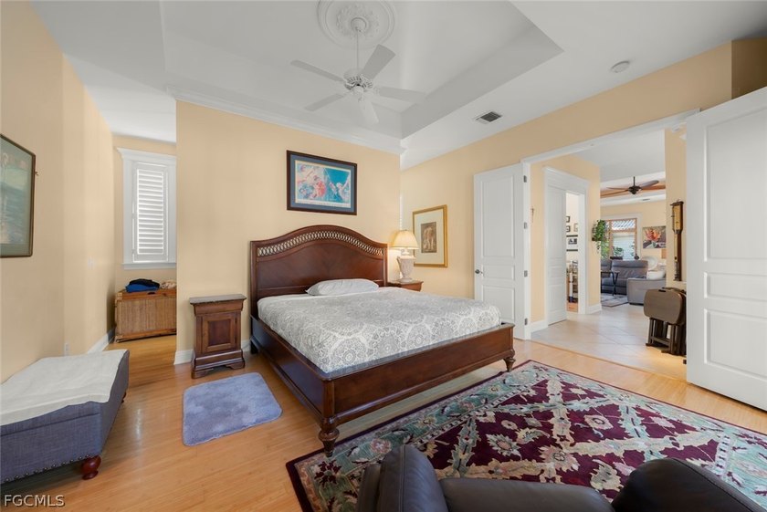 This stunning courtyard pool home at 15431 Greenock Ln, Fort - photo 35