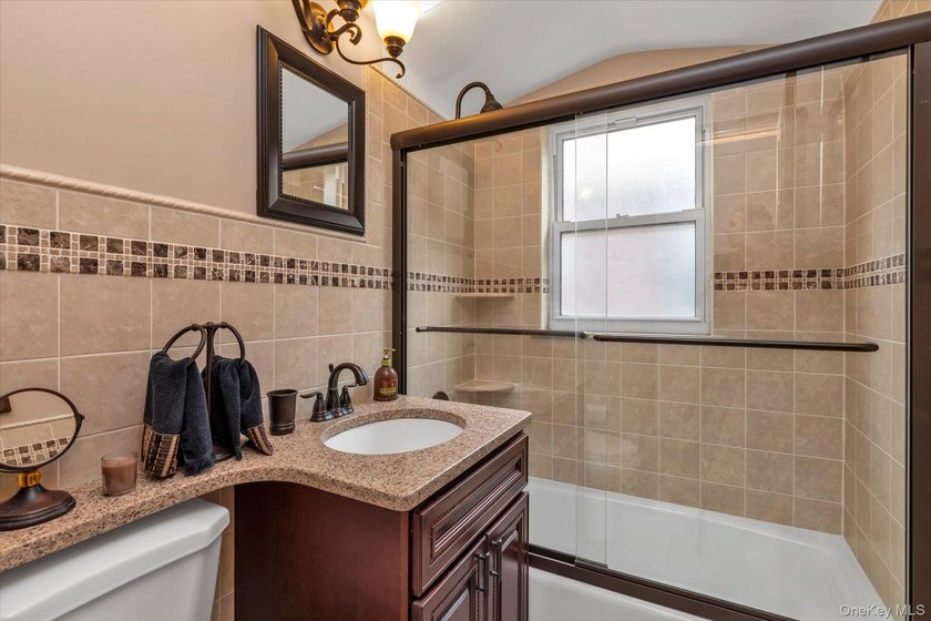 Lovely Expanded &amp; Renovated Detached Home on a Corner Property - photo 12
