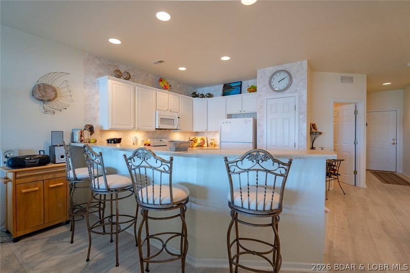 Whether you're searching for a vacation getaway, investment - photo 16