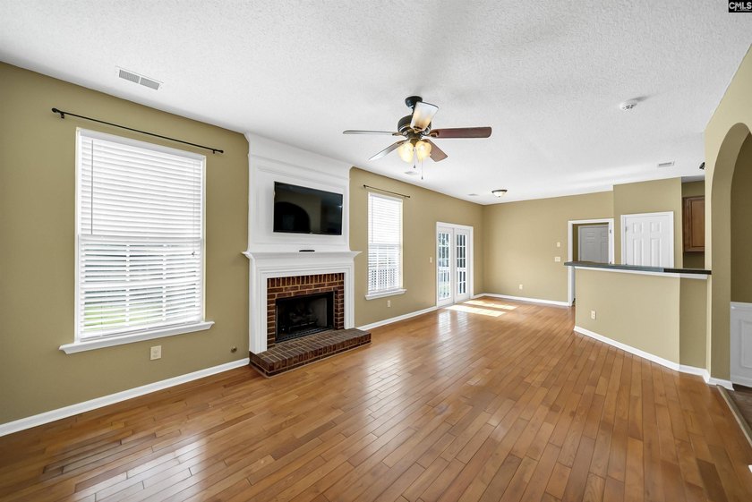 Welcome to Martins Grove, one of Lexington's most sought-after - photo 16