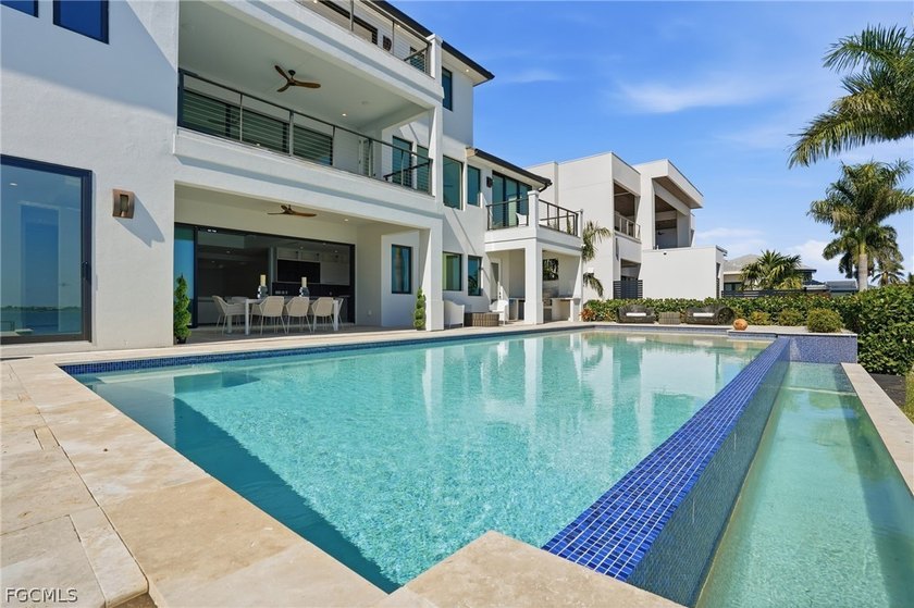 This is WOW Factor! If you want the Biggest, Baddest House built - photo 45