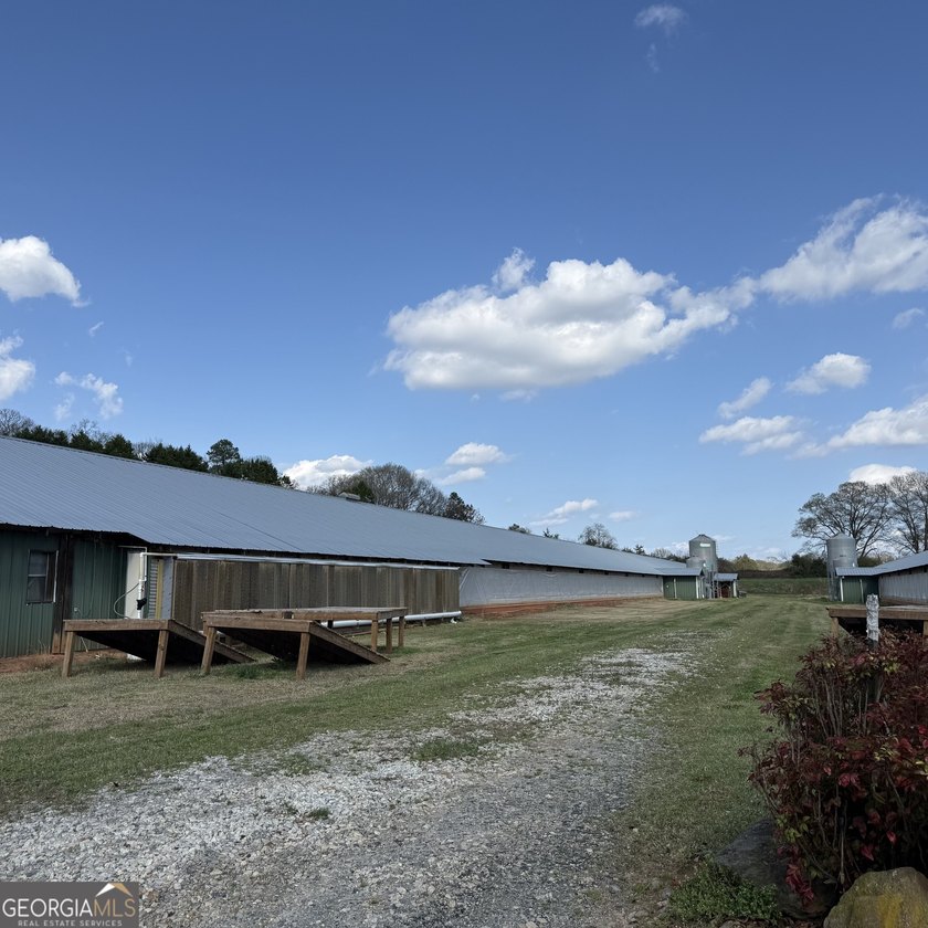 Rare opportunity to own a well-established, profitable breeder - photo 6
