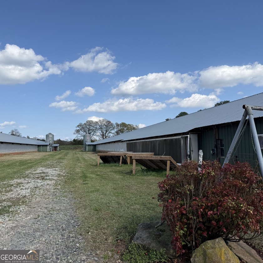 Rare opportunity to own a well-established, profitable breeder - photo 7