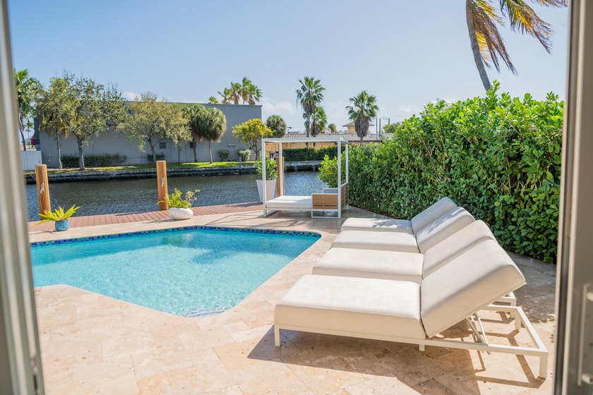 Boater's paradise awaits in this stunning East Wilton Manors - photo 21