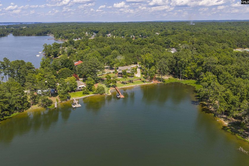 Lake Murray signature property Perfectly positioned, beautifully - photo 14