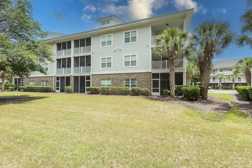 FULLY FURNISHED - Discover this inviting 2 bedroom, 2 bathroom - photo 17