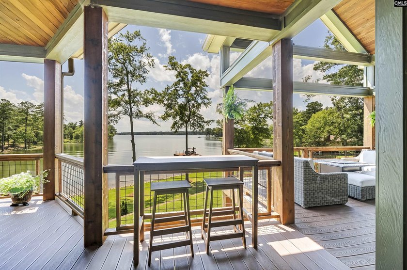 Lake Murray signature property Perfectly positioned, beautifully - photo 28