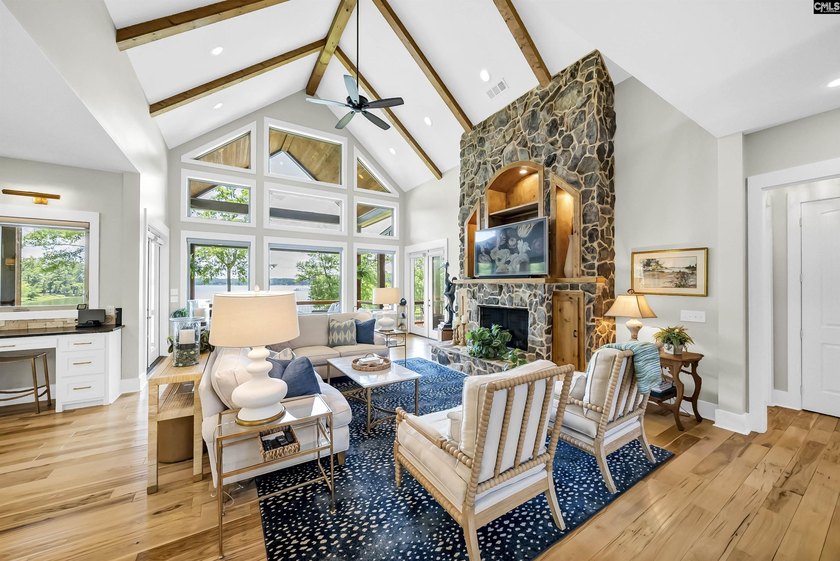 Lake Murray signature property Perfectly positioned, beautifully - photo 37
