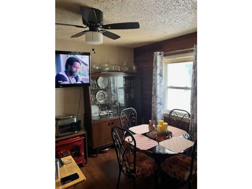 Well-maintained ranch duplex located in a quiet city - photo 5