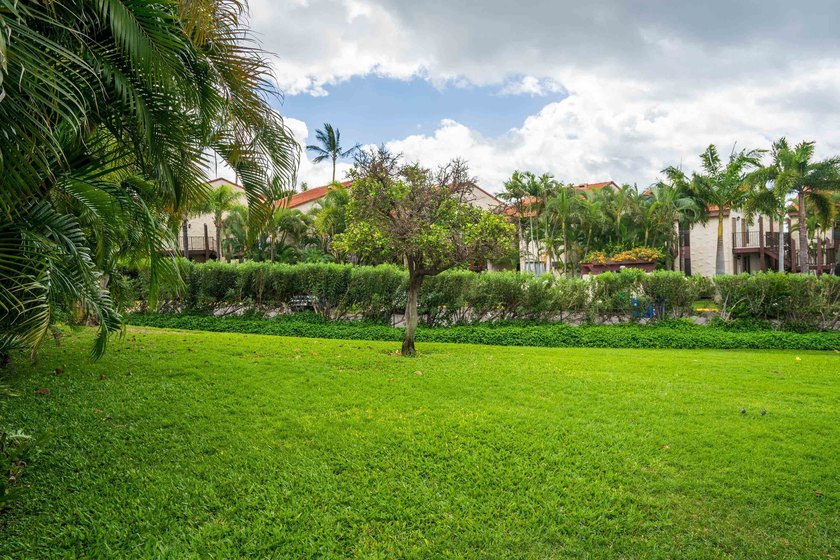 Excellent location toward the front of the complex, this extra - photo 22