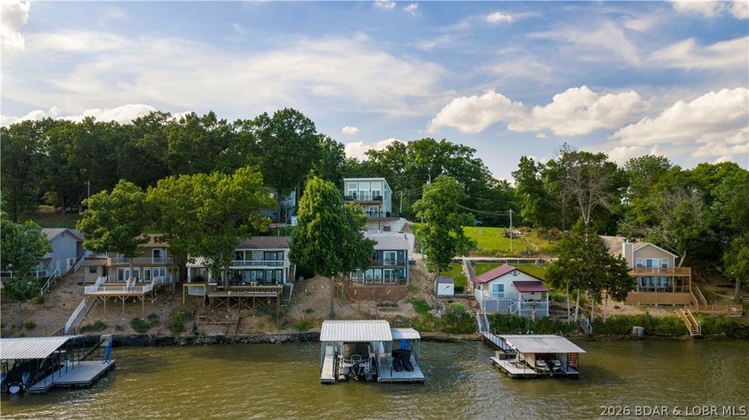 Welcome to your waterfront escape at the 27MM!This lakefront - photo 33