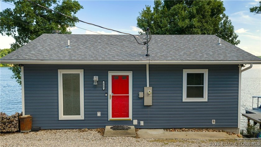 Welcome to your waterfront escape at the 27MM!This lakefront - photo 36