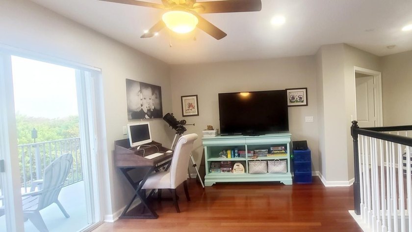 This beautiful 4-bedroom, 2.5-bathroom home with loft, 2 car - photo 17
