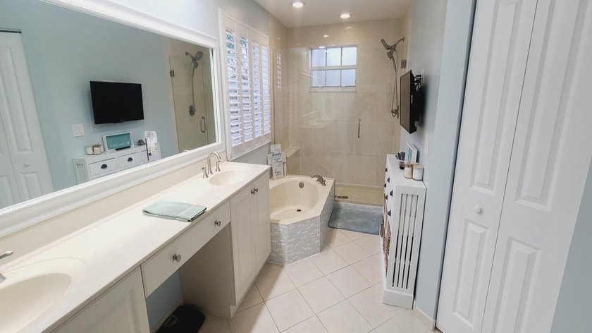 This beautiful 4-bedroom, 2.5-bathroom home with loft, 2 car - photo 29