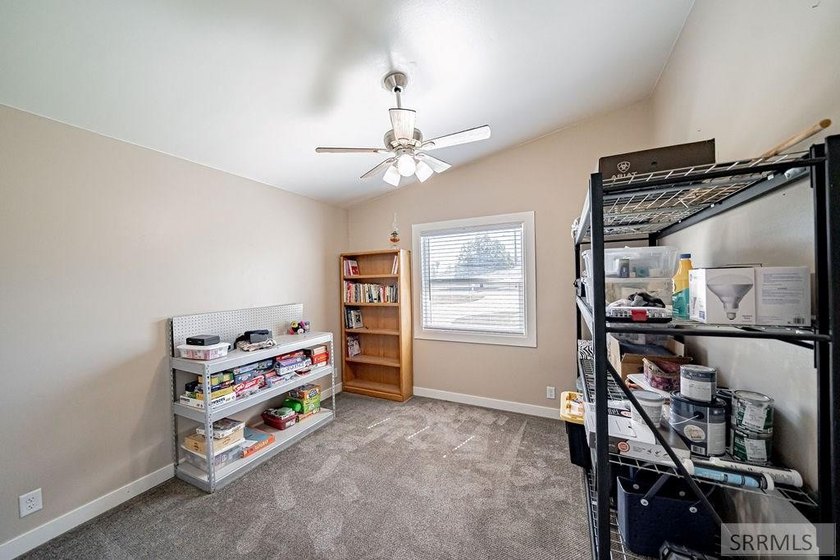 Once a licensed assisted-living home, this one-of-a-kind 4,292 - photo 30