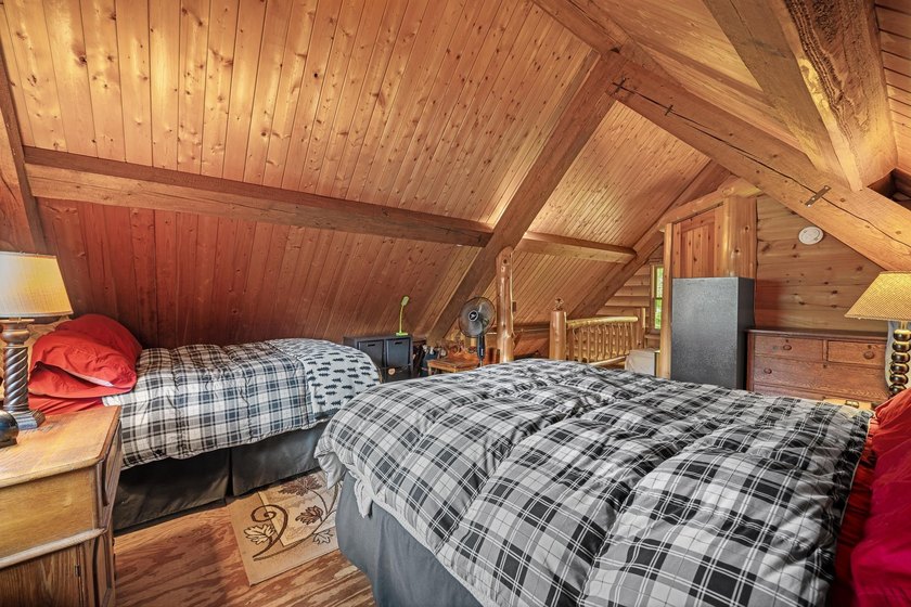 Unique in every way! This spectacular handcrafted full-log home - photo 45
