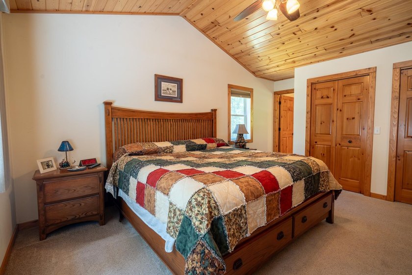 Welcome to your private retreat nestled on 2.71 serene acres - photo 25