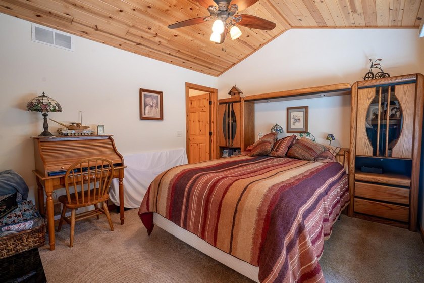 Welcome to your private retreat nestled on 2.71 serene acres - photo 30