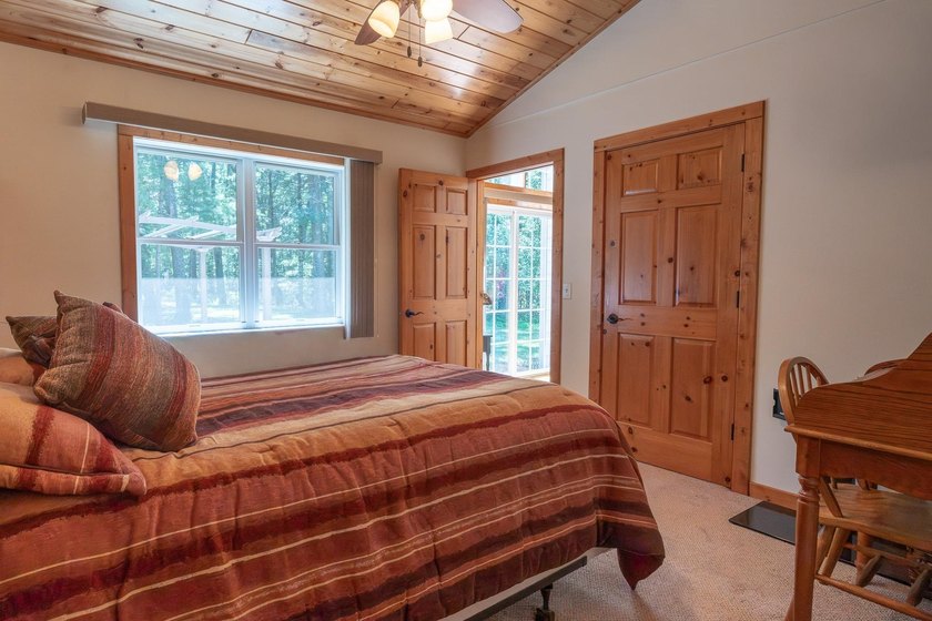 Welcome to your private retreat nestled on 2.71 serene acres - photo 31