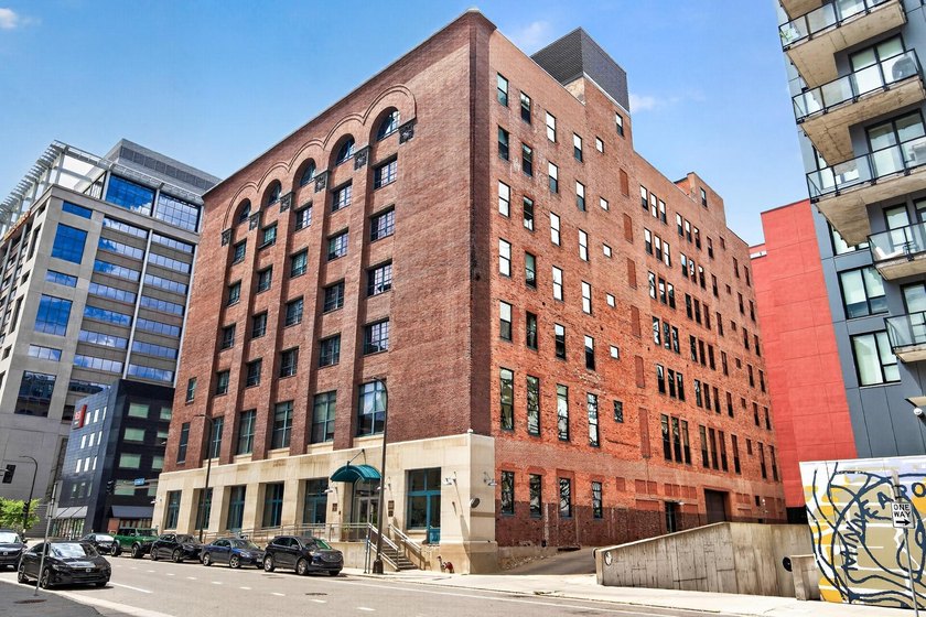Rare 5th-floor corner loft at American Trio Lofts, filled with - photo 39