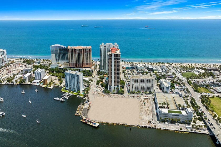 Residence 1102C of Jackson Tower sits in the highly sought after - photo 31