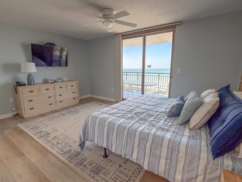 What a truly unique floor plan! Welcome to what we've nicknamed - photo 17