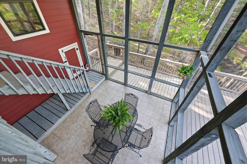 Rarely do you find a completely renovated mountain cabin with a - photo 33