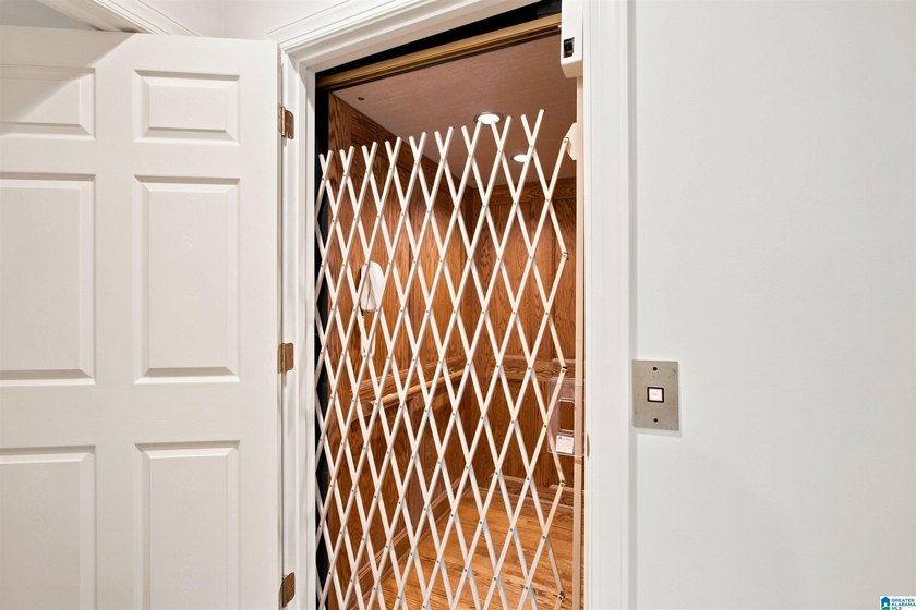 If you're looking for a private setting in Homewood, this - photo 19