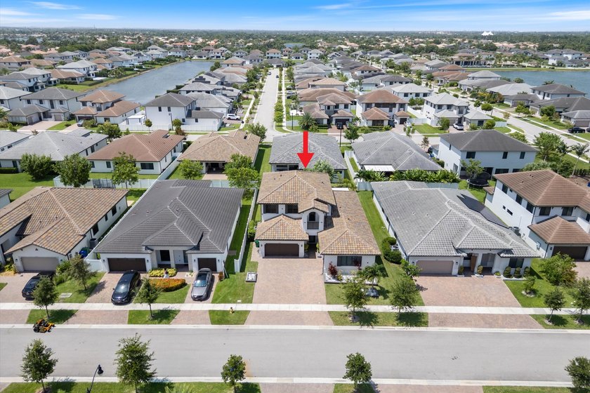 WELCOME TO ONE OF THE MOST PRESTIGIOUS AND RARELY AVAILABLE - photo 30