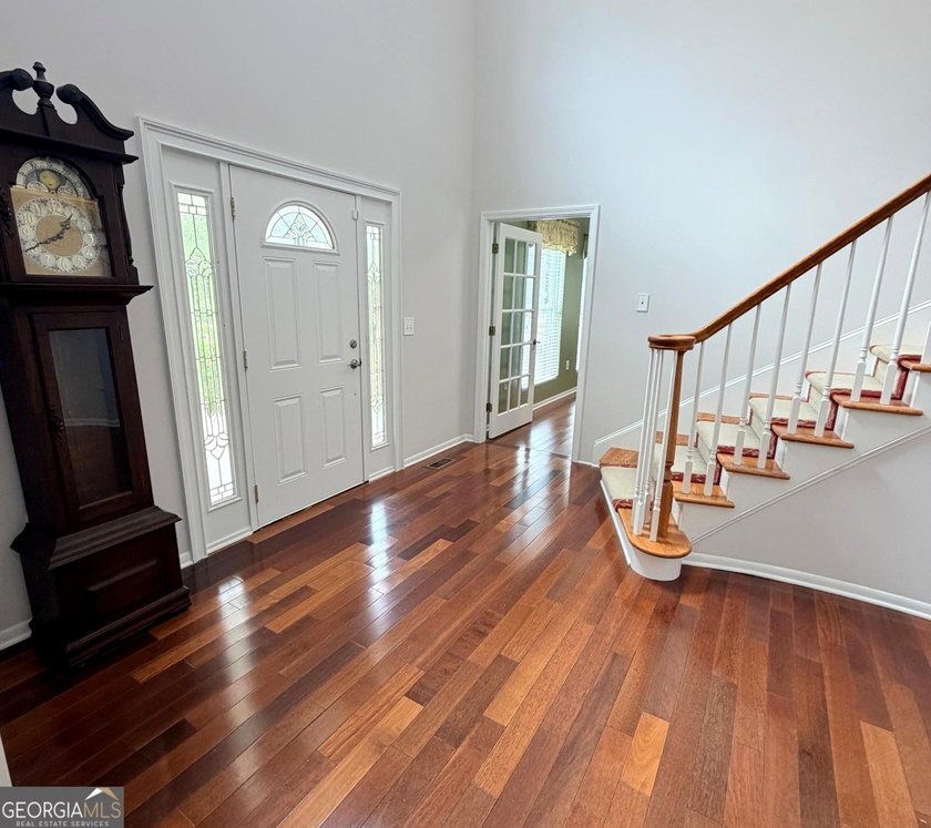 Custom-Built Estate with Bonus Buildable Lot &amp; Private Stream! - photo 4