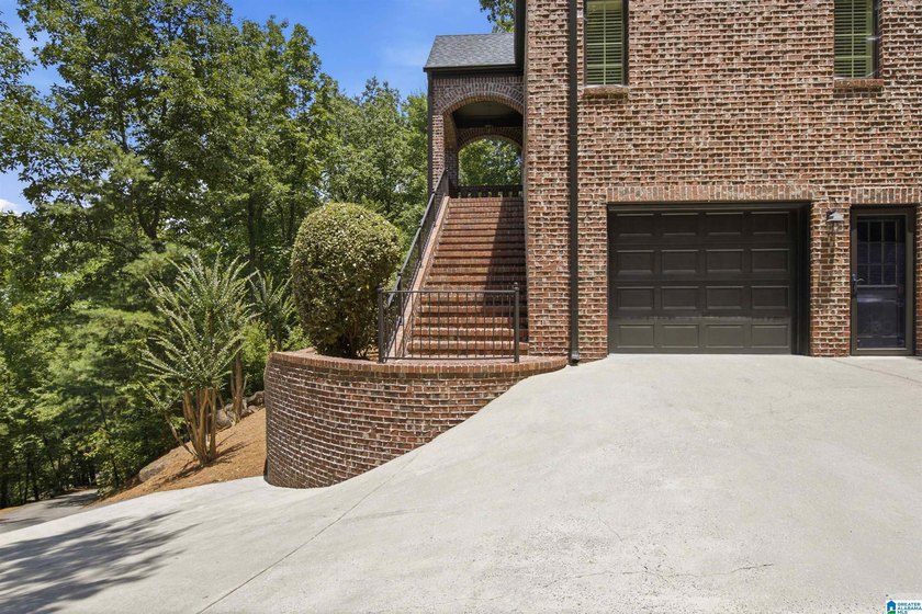 If you're looking for a private setting in Homewood, this - photo 43