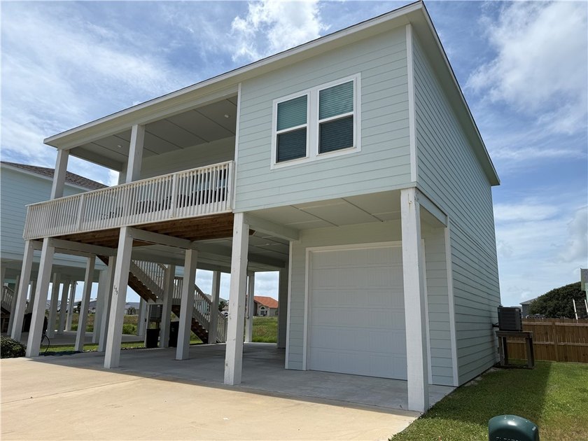 Experience coastal living at its finest in this beautifully - photo 3