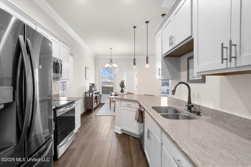 Built in 2021 and maintained like it matters, this 3 bed, 2 bath - photo 15
