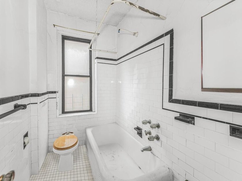This 1 bedroom 1 bath coop is located at the prime location of - photo 8