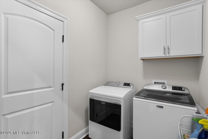 Built in 2021 and maintained like it matters, this 3 bed, 2 bath - photo 29