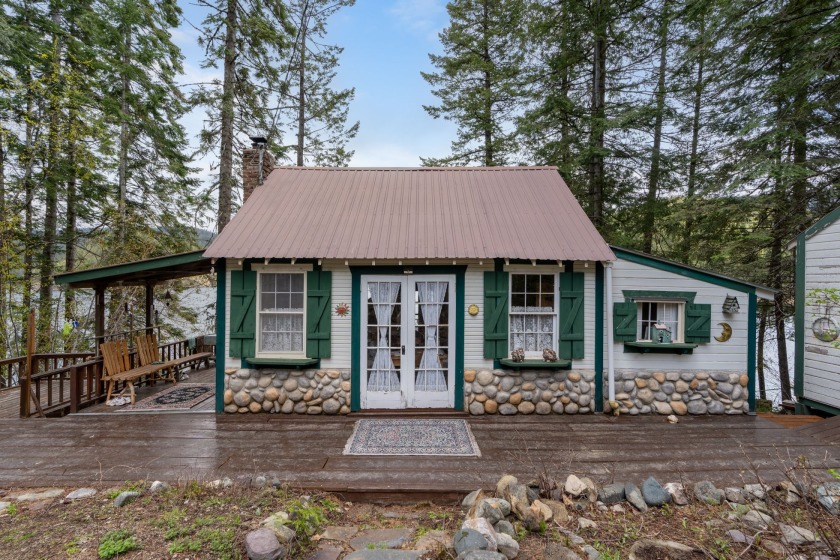 Waterfront cabin on Bead Lake SOLD - photo 7