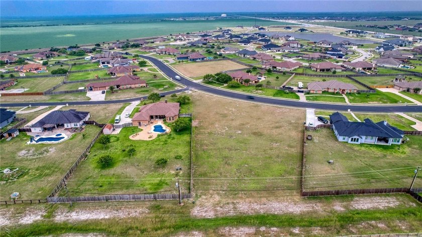Build your ultimate dream home on this spacious 1.2-acre lot in - photo 5