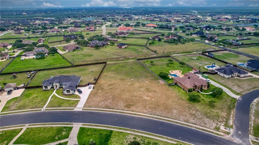 Build your ultimate dream home on this spacious 1.2-acre lot in - photo 10
