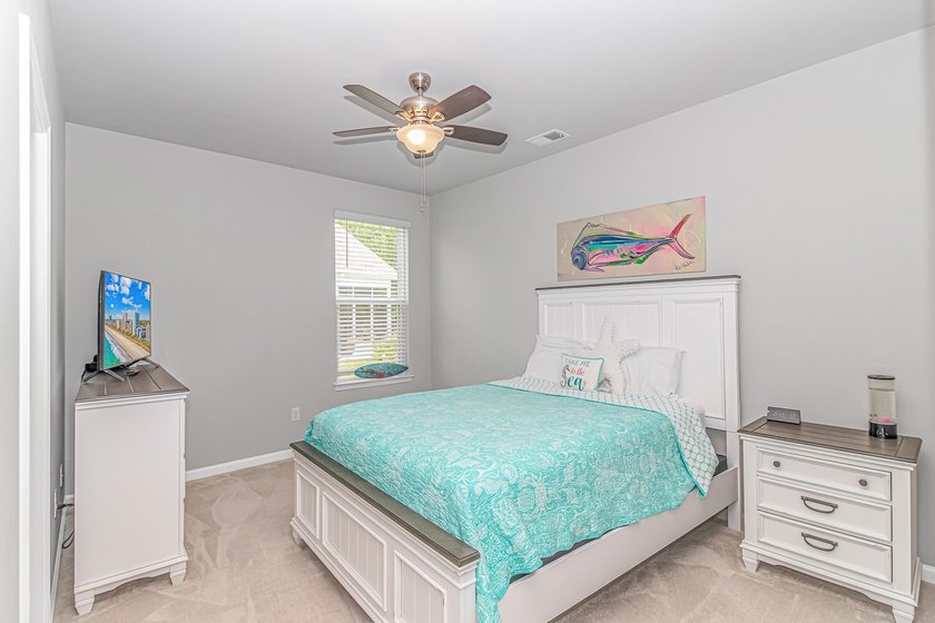 Welcome to this beautiful 3-bedroom, 2.5-bath home Fully - photo 18