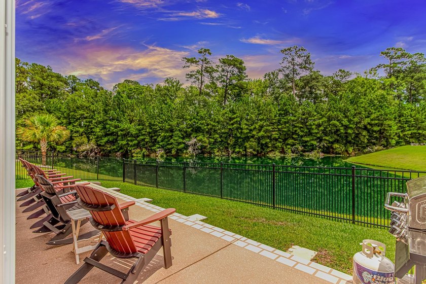 Welcome to this beautiful 3-bedroom, 2.5-bath home Fully - photo 24