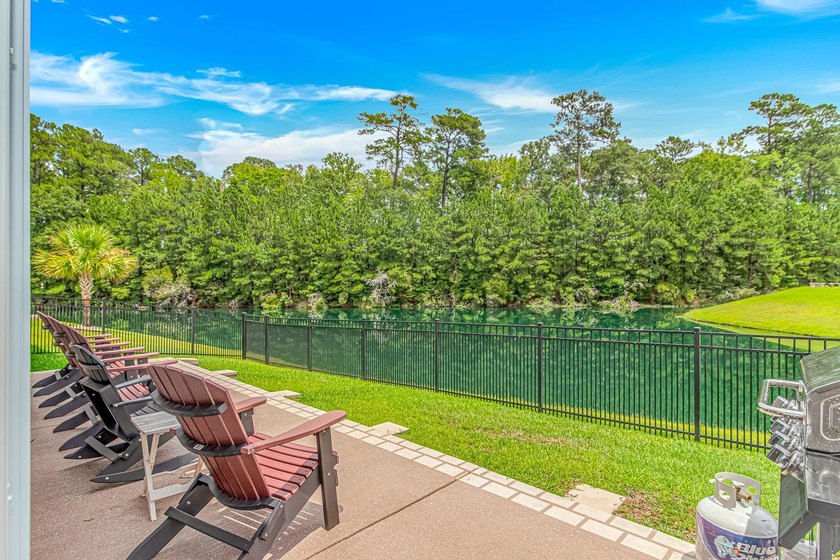 Welcome to this beautiful 3-bedroom, 2.5-bath home Fully - photo 25