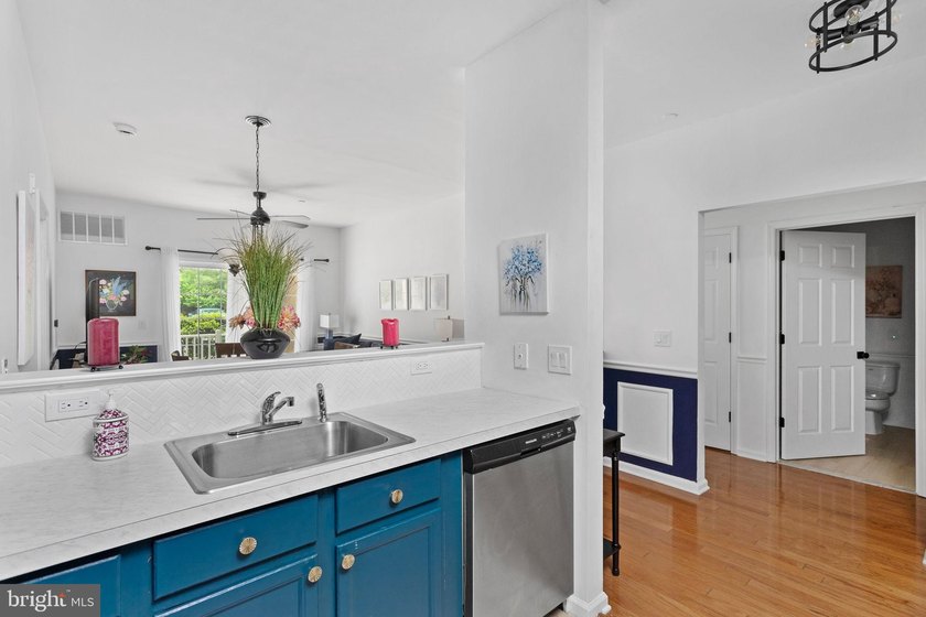 Welcome to 1119 Colts Circle, located in Carriage Park at - photo 7