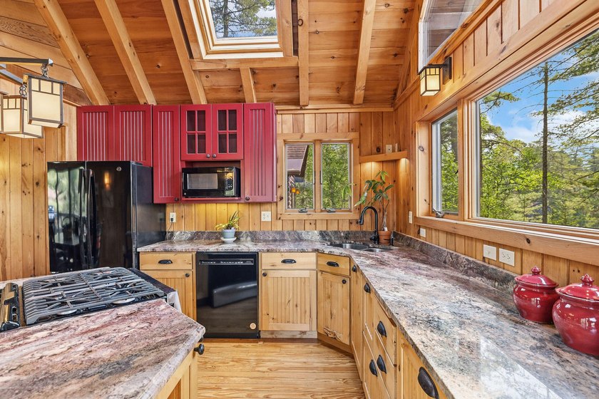 Spruce Point is a truly exceptional waterfront property on the - photo 11