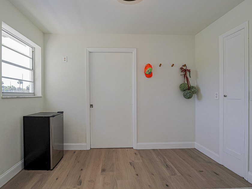 WOW!!! Panoramic View of VBCC Golf course! Set on the 2nd hole - photo 30