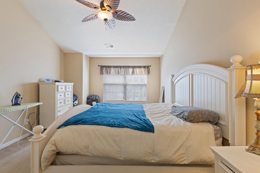 Don't miss this incredible opportunity to own a 3-bedroom - photo 38