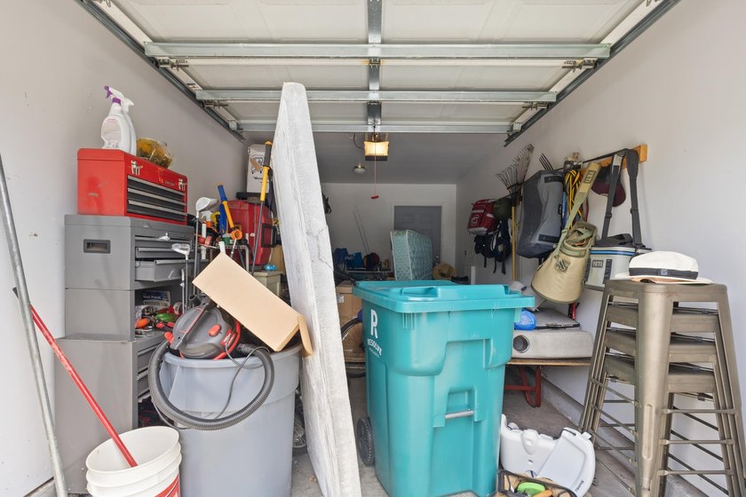Don't miss this incredible opportunity to own a 3-bedroom - photo 44