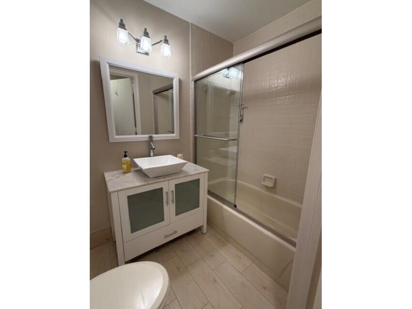 Located in the gated community of Independence Bay in Deerfield - photo 19