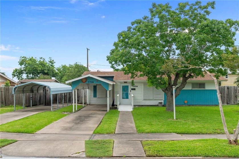 Welcome to this move-in ready gem, perfect for first-time - photo 4