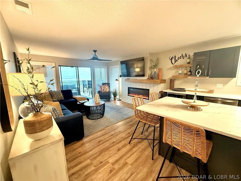 LUXURY LAKEFRONT WALK-IN LEVEL 12x28 SLIP + NEXT TO POINT POOL! - photo 11